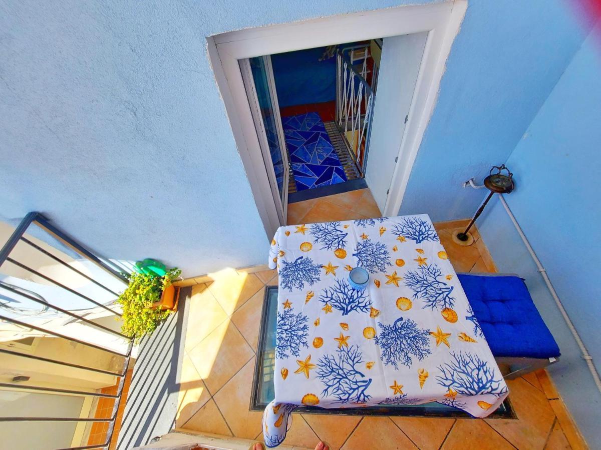 Monolocale Azzurro Procida Apartment Ngoại thất bức ảnh