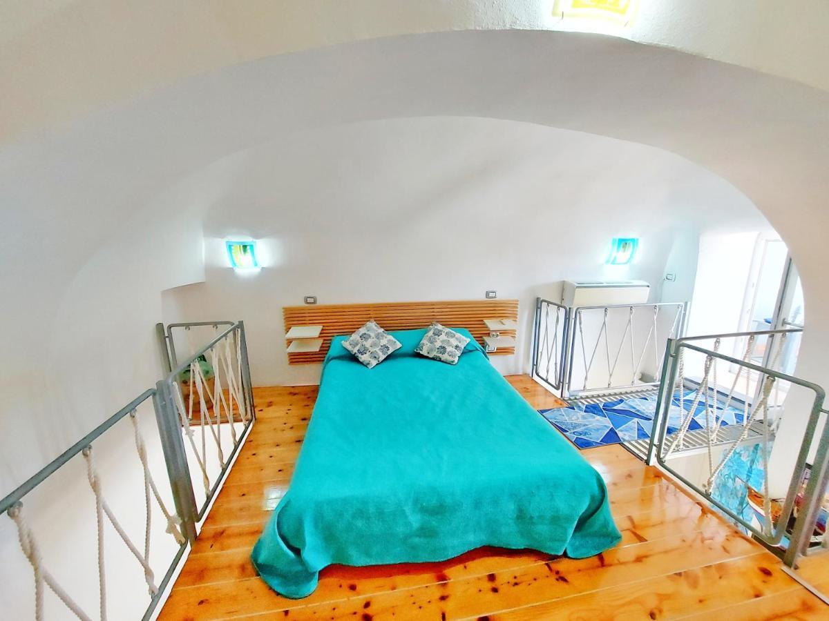 Monolocale Azzurro Procida Apartment Ngoại thất bức ảnh
