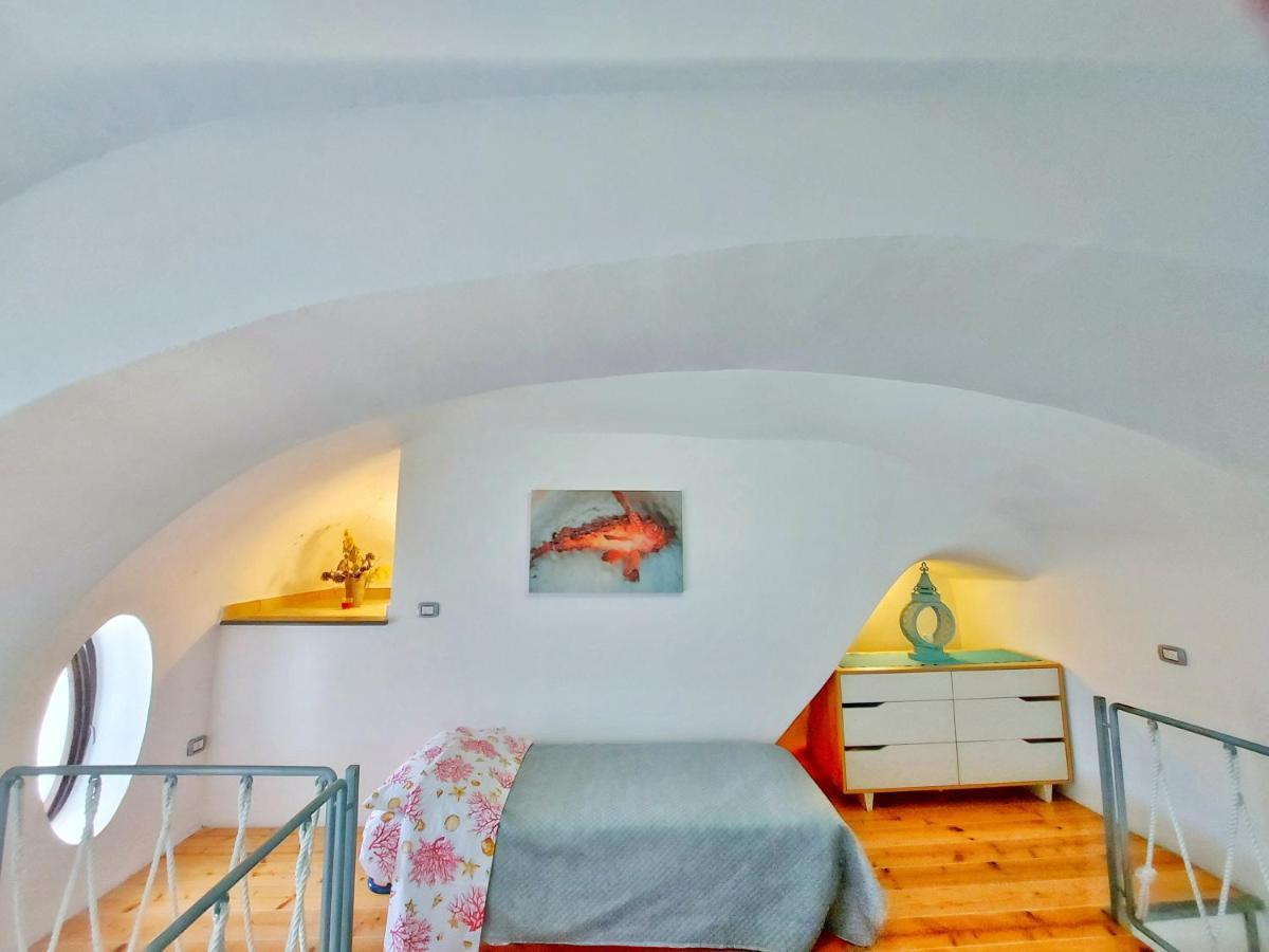 Monolocale Azzurro Procida Apartment Ngoại thất bức ảnh